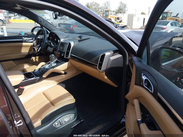 Porsche Cayenne 2016 WP1AA2A25GLA01049 Image 5