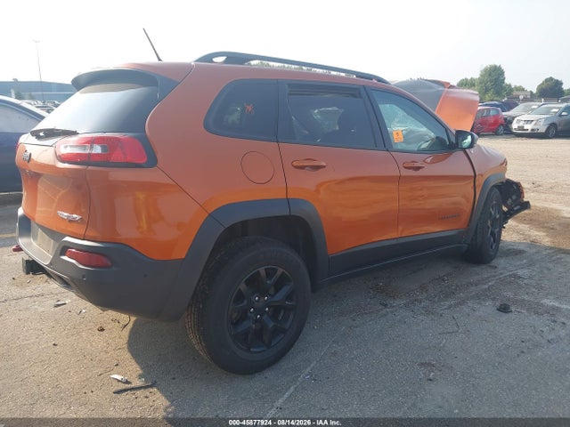 2015 Jeep Cherokee Trailhawk მანქანა იყიდება აუქციონზე, vin: 1C4PJMBS4FW556979, აუქციონის ნომერი: 45877924