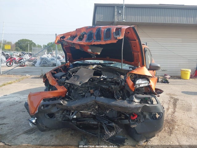 2015 Jeep Cherokee Trailhawk მანქანა იყიდება აუქციონზე, vin: 1C4PJMBS4FW556979, აუქციონის ნომერი: 45877924