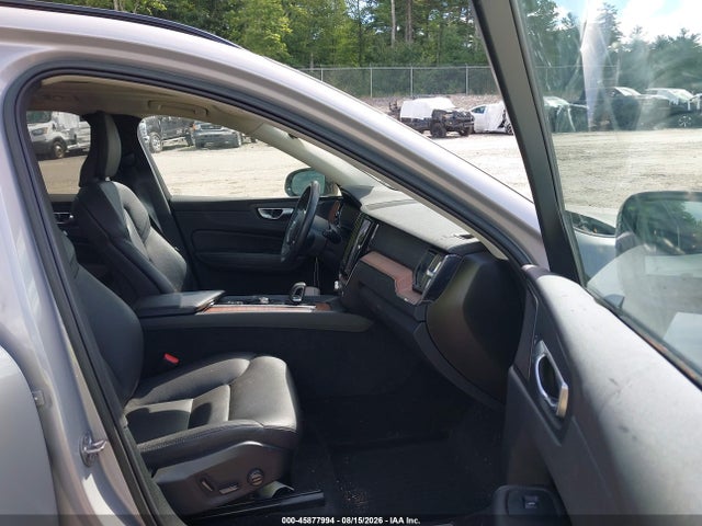Aukcja sprzedaży 2023 Volvo Xc60 B5 Plus Dark Theme, vin: YV4L12RWXP1336320, numer aukcji: 45877994