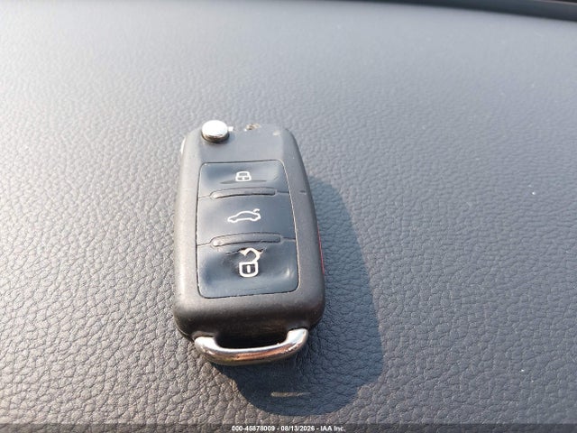 Продажа на аукционе авто 2013 Volkswagen Passat 2.5l Se, vin: 1VWBP7A33DC072348, номер лота: 45878009