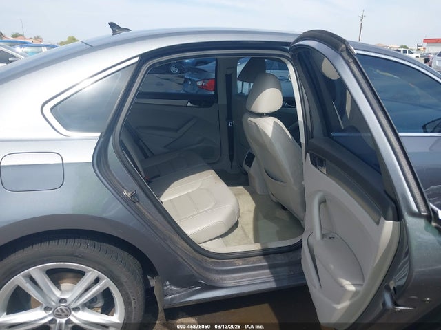 Volkswagen Passat 1.8t Se 2014 1VWBT7A35EC092971 Image 8