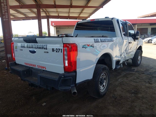1FT7X2BA9REC50266 Ford F-250 Xl