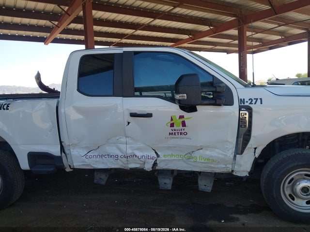 1FT7X2BA9REC50266 Ford F-250 Xl