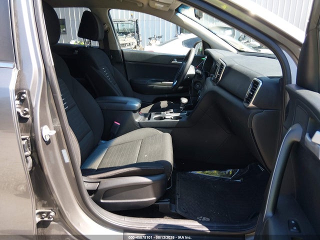 Продажа на аукционе авто 2018 Kia Sportage Lx, vin: KNDPMCAC3J7448447, номер лота: 45878101