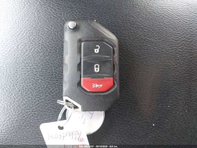 45878107 :رقم المزاد ، 1C4HJXEG4KW576012 vin ، 2019 Jeep Wrangler Unlimited Sahara 4x4 مزاد بيع