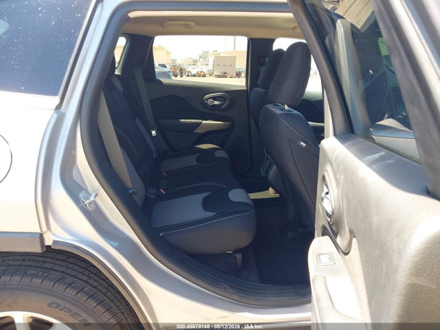 Jeep Cherokee Latitude 4x4 2018 1C4PJMCB6JD528619 Image 8