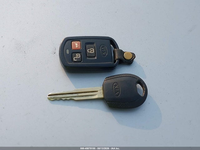 Продажа на аукционе авто 2005 Kia Spectra5, vin: KNAFE161155140261, номер лота: 45878155