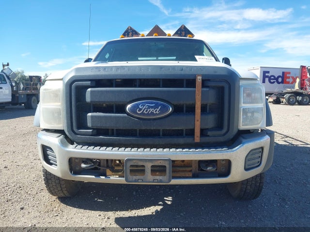 Ford F-550 Chassis Xl 2016 1FD0X5HT9GEA50086 Image 17