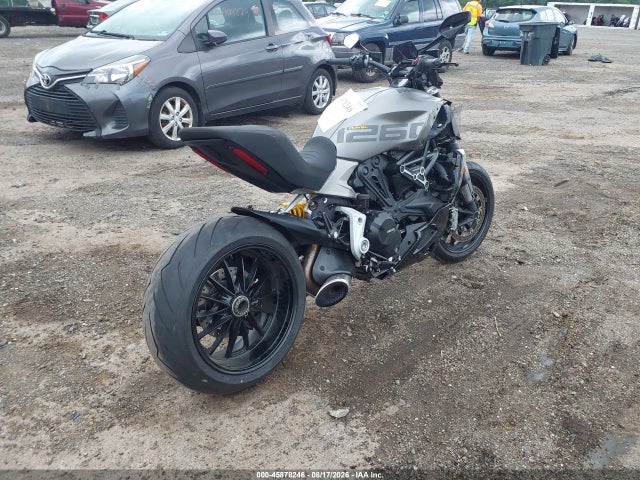 Ducati Diavel 1260 S 2019 ZDMGAHRW8KB001670 Image 4