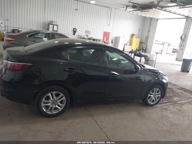 Aukcja sprzedaży 2017 Toyota Yaris Ia, vin: 3MYDLBYV1HY172190, numer aukcji: 45878276