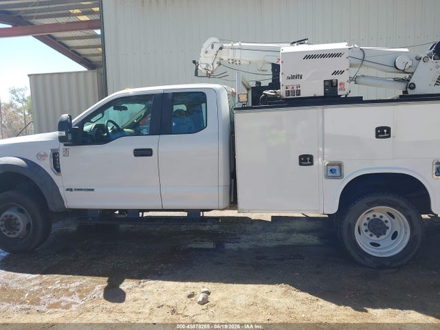 Ford F-550 Chassis Xl 2019 1FD0X5HT2KEC16389 Image 14