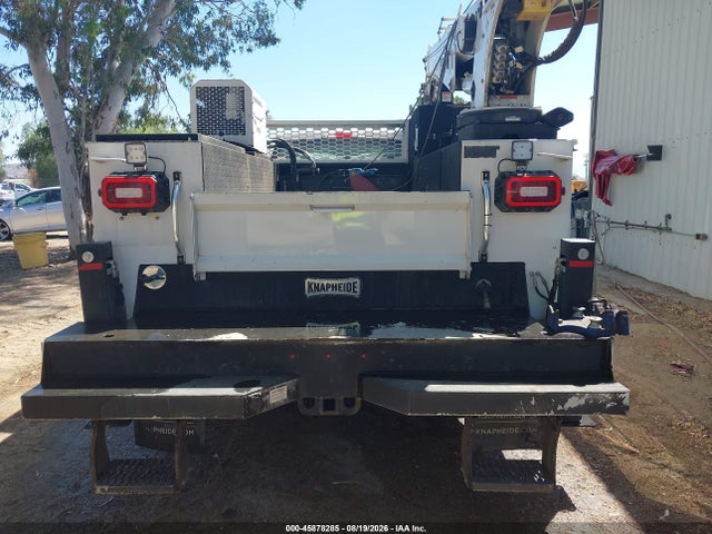 Ford F-550 Chassis Xl 2019 1FD0X5HT2KEC16389 Image 16