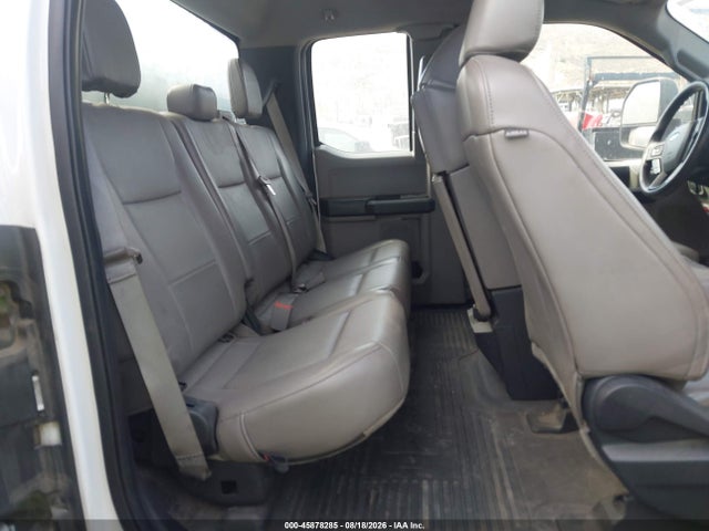 Ford F-550 Chassis Xl 2019 1FD0X5HT2KEC16389 Image 8