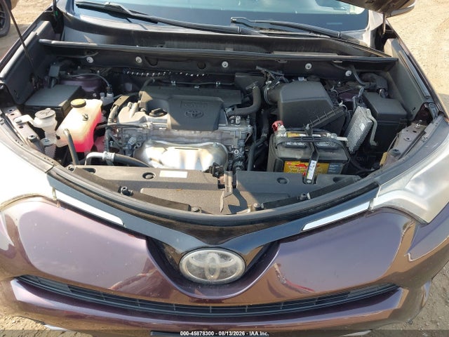 Toyota Rav4 Xle 2018 2T3RFREV4JW720672 Image 10
