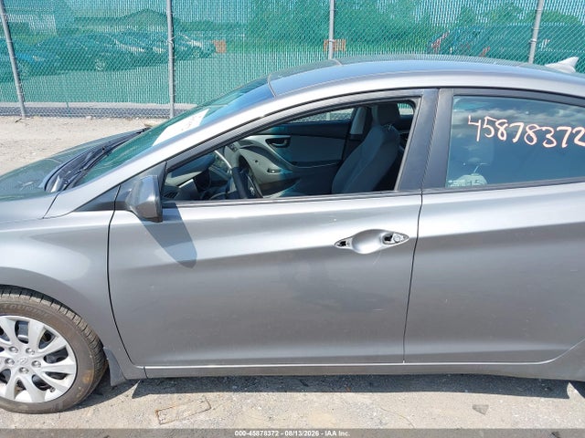 Продажа на аукционе авто 2013 Hyundai Elantra Gls, vin: 5NPDH4AE2DH168162, номер лота: 45878372