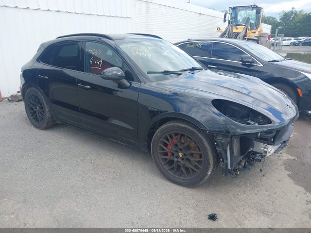 45878449 :رقم المزاد ، WP1AG2A53HLB51686 vin ، 2017 Porsche Macan Gts مزاد بيع