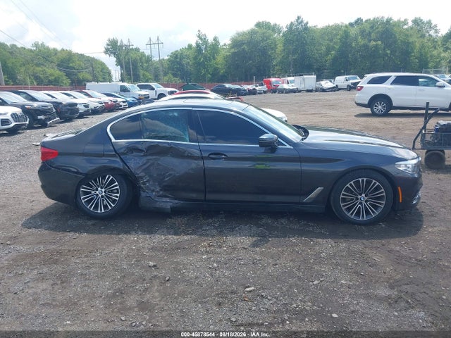 45878544 :رقم المزاد ، WBAJA7C57KWC78198 vin ، 2019 Bmw 5 Series 530i Xdrive مزاد بيع