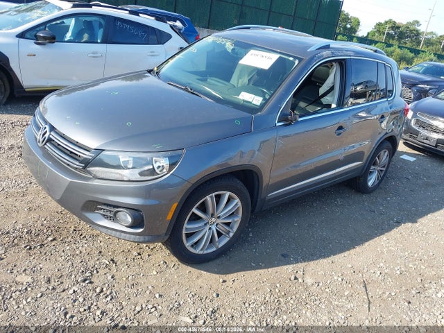 2012 Volkswagen Tiguan Se მანქანა იყიდება აუქციონზე, vin: WVGAV7AX0CW088393, აუქციონის ნომერი: 45878546