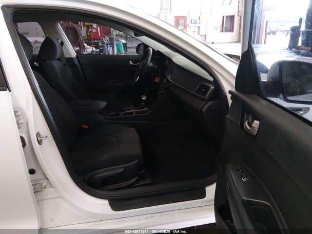KIA Optima Lx 2018 5XXGT4L34JG225881 Image 5