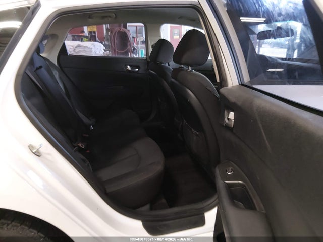 KIA Optima Lx 2018 5XXGT4L34JG225881 Image 8