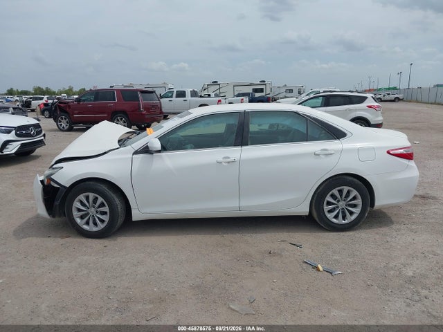 Aukcja sprzedaży 2015 Toyota Camry Le, vin: 4T4BF1FK3FR477028, numer aukcji: 45878575