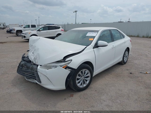 Aukcja sprzedaży 2015 Toyota Camry Le, vin: 4T4BF1FK3FR477028, numer aukcji: 45878575