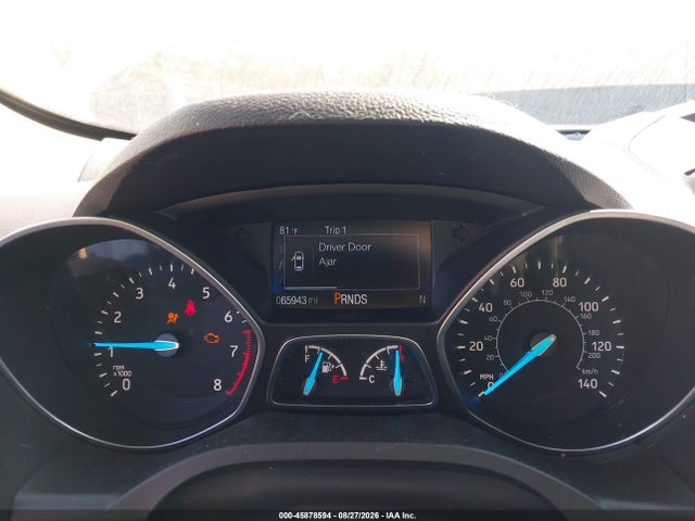 Продажа на аукционе авто 2017 Ford Escape Se, vin: 1FMCU9GD0HUE82743, номер лота: 45878594
