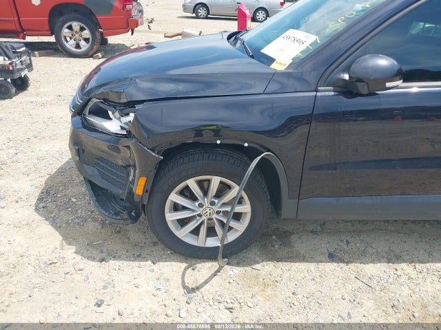 Продажа на аукционе авто 2017 Volkswagen Tiguan 2.0t/2.0t S, vin: WVGAV7AX9HK054497, номер лота: 45878595