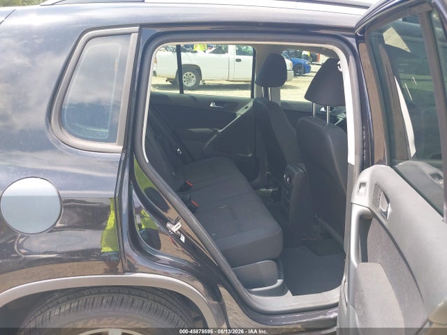 Продажа на аукционе авто 2017 Volkswagen Tiguan 2.0t/2.0t S, vin: WVGAV7AX9HK054497, номер лота: 45878595