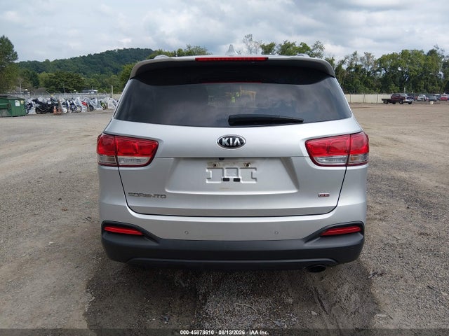 45878610 :رقم المزاد ، 5XYPG4A36HG330516 vin ، 2017 Kia Sorento 2.4l Lx مزاد بيع