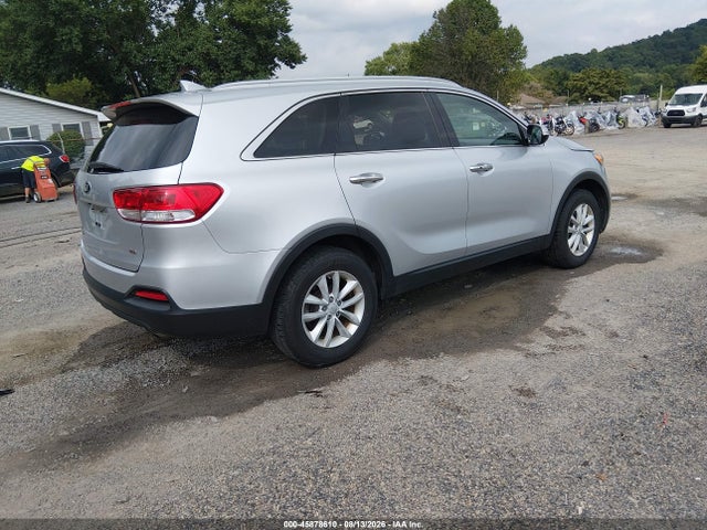 45878610 :رقم المزاد ، 5XYPG4A36HG330516 vin ، 2017 Kia Sorento 2.4l Lx مزاد بيع