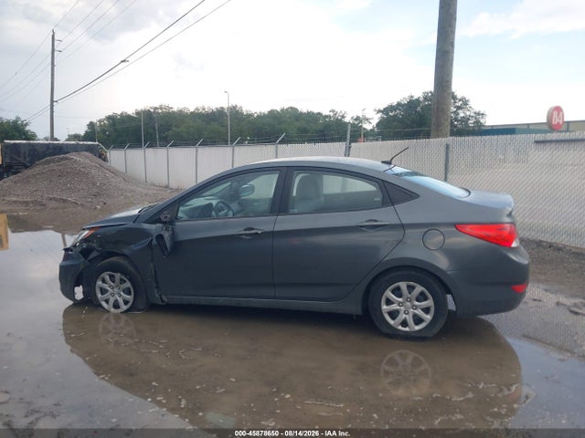 2013 Hyundai Accent Gls მანქანა იყიდება აუქციონზე, vin: KMHCT4AEXDU355953, აუქციონის ნომერი: 45878650