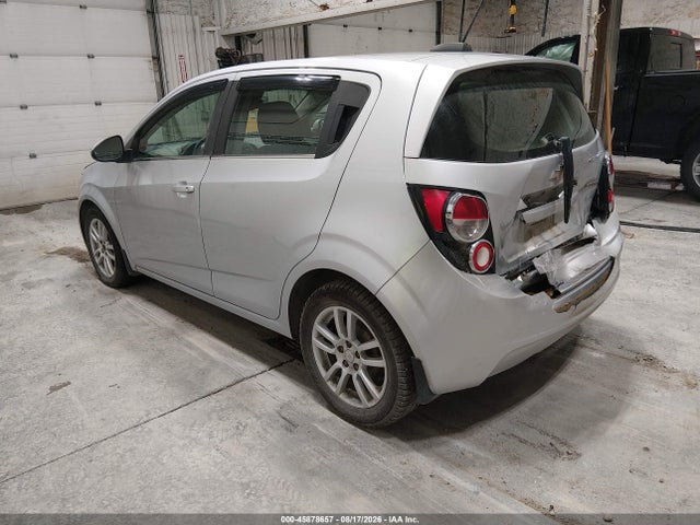 45878657 :رقم المزاد ، 1G1JC6SB3F4161028 vin ، 2015 Chevrolet Sonic Lt Auto مزاد بيع