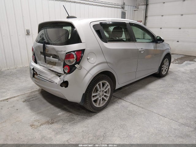 45878657 :رقم المزاد ، 1G1JC6SB3F4161028 vin ، 2015 Chevrolet Sonic Lt Auto مزاد بيع