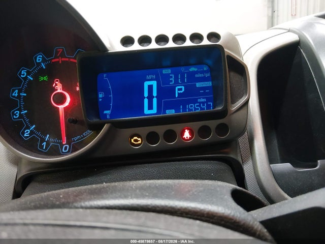 45878657 :رقم المزاد ، 1G1JC6SB3F4161028 vin ، 2015 Chevrolet Sonic Lt Auto مزاد بيع