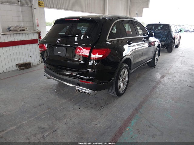 45878661 :رقم المزاد ، WDC0G4JB8JV057032 vin ، 2018 Mercedes-benz Glc 300 مزاد بيع