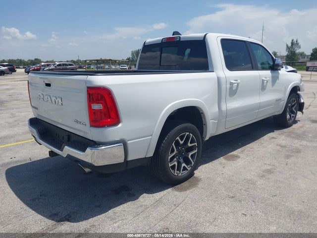 2026 Ram 1500 Laramie  4x4 5'7 Box მანქანა იყიდება აუქციონზე, vin: 3C6SRFJP6T4159661, აუქციონის ნომერი: 45878727
