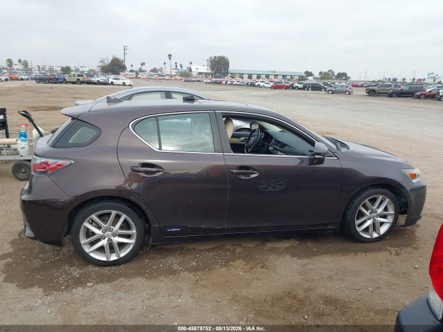 Lexus CT 200H 2014 JTHKD5BHXE2178036 Image 13