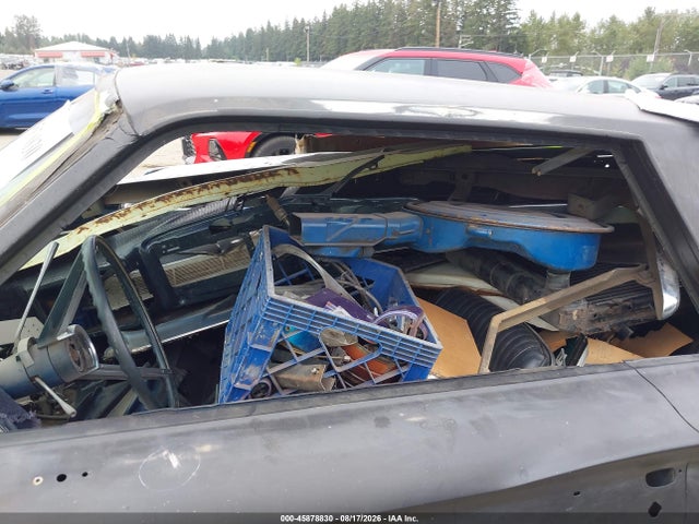 45878830 :رقم المزاد ، 6Y83Z119631 vin ، 1966 Ford Thunderbird مزاد بيع