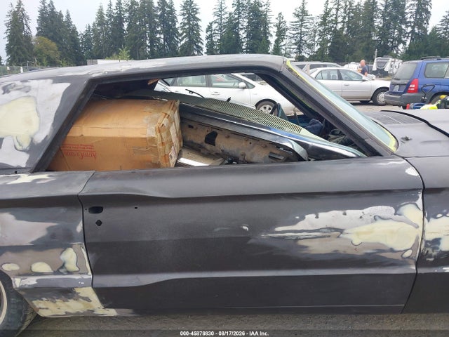 45878830 :رقم المزاد ، 6Y83Z119631 vin ، 1966 Ford Thunderbird مزاد بيع