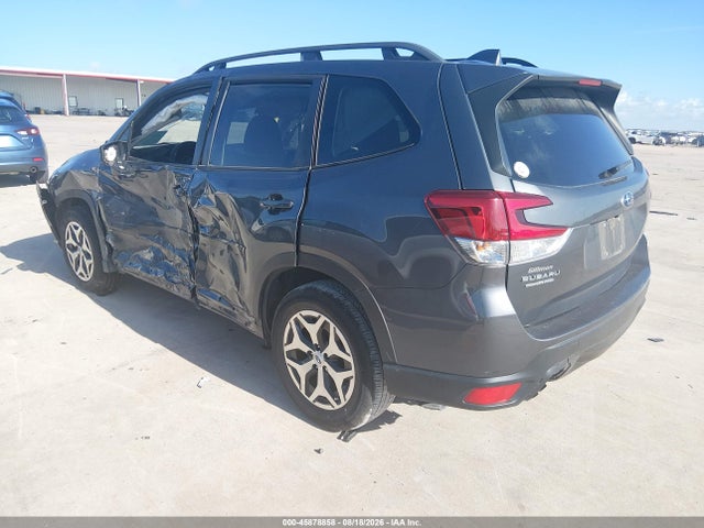 JF2SKAEC7NH413667 Subaru Forester Premium