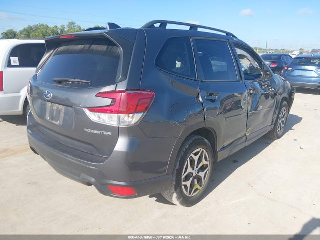 JF2SKAEC7NH413667 Subaru Forester Premium