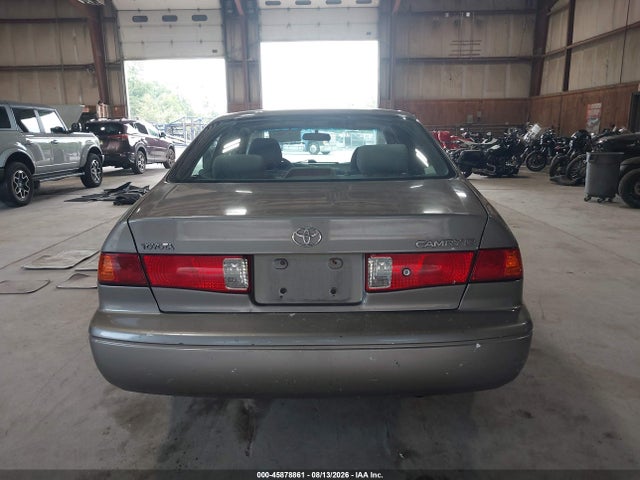 Продажа на аукционе авто 2001 Toyota Camry Le, vin: 4T1BG22K81U048351, номер лота: 45878861