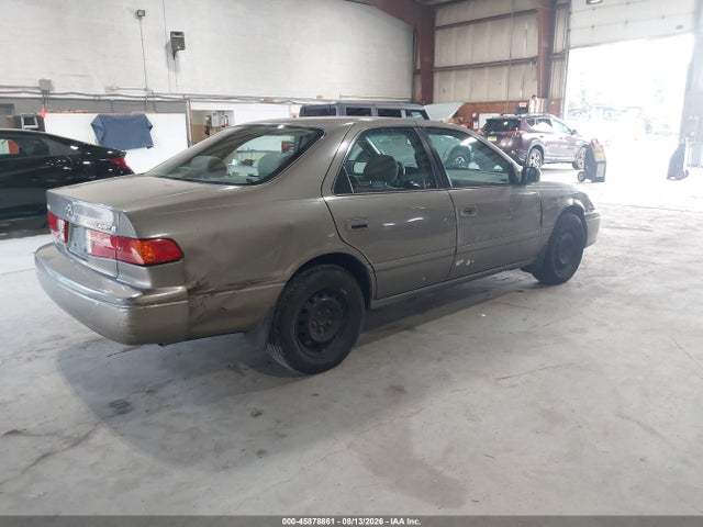 Продажа на аукционе авто 2001 Toyota Camry Le, vin: 4T1BG22K81U048351, номер лота: 45878861
