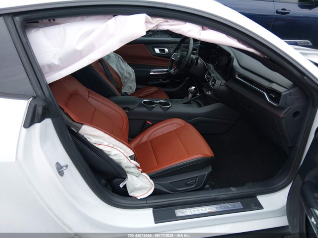 45878865 :رقم المزاد ، 1FA6P8CF6R5422154 vin ، 2024 Ford Mustang Gt Premium Fastback مزاد بيع