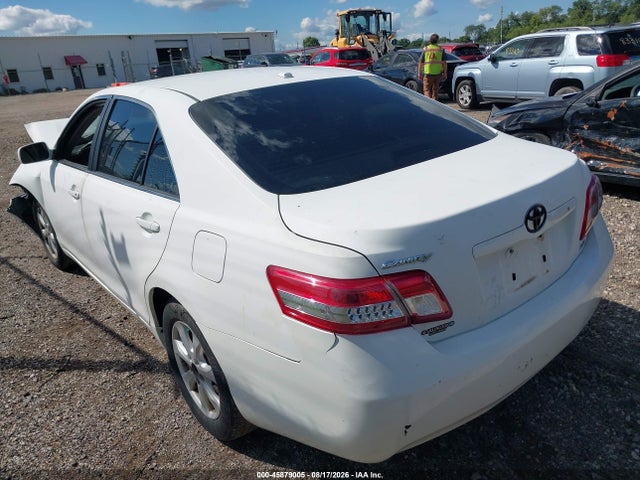 2011 Toyota Camry Le მანქანა იყიდება აუქციონზე, vin: 4T4BF3EK9BR088188, აუქციონის ნომერი: 45879005