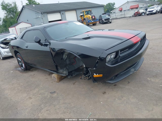 Продажа на аукционе авто 2013 Dodge Challenger Rallye Redline, vin: 2C3CDYAGXDH553885, номер лота: 45879032