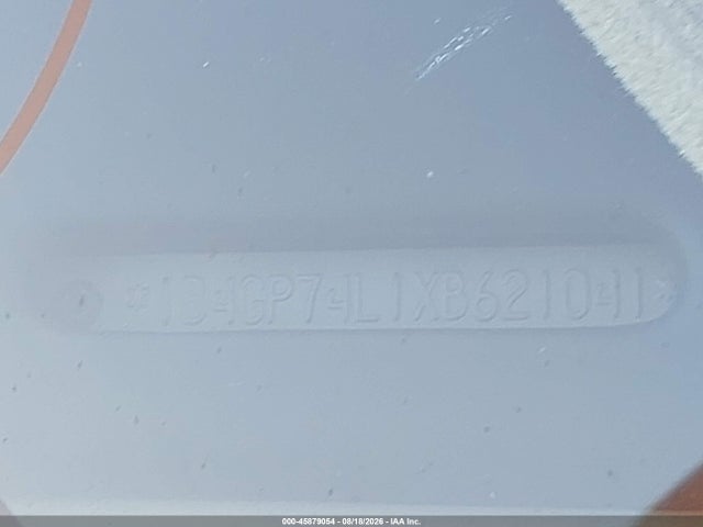 1999 Dodge Grand Caravan Es მანქანა იყიდება აუქციონზე, vin: 1B4GP74L1XB621041, აუქციონის ნომერი: 45879054