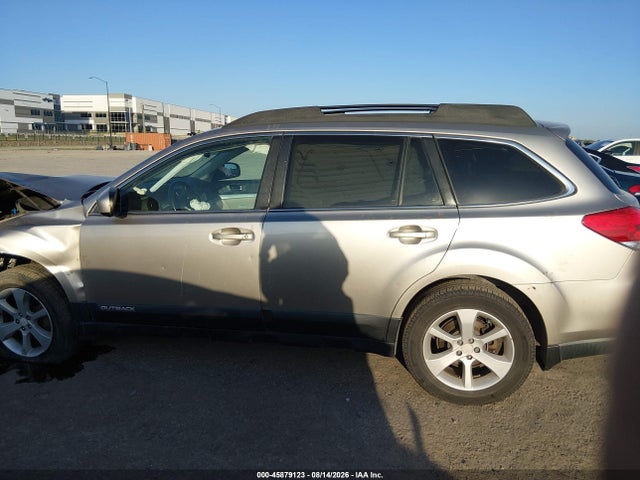 Продаж на аукціоні авто 2014 Subaru Outback 2.5i Premium, vin: 4S4BRCCC3E3214276, номер лоту: 45879123